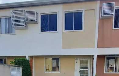 Imagem: A casa em condomínio possui 3 Dormitórios, 3 Banheiros, 2