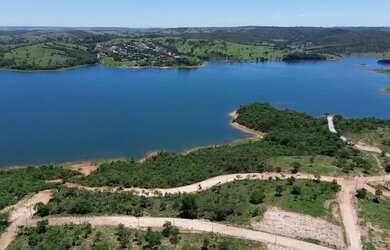 Imagem: O terreno possui 1.000m² de Área e está localizado em Guara
