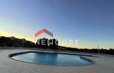 Imagem: A casa em condomínio possui 2 Dormitórios, 3 Banheiros, 1