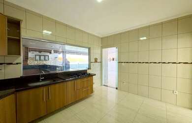 Imagem 16: Duplex no Condomínio Residencial Tapajós 198m², 3 Suítes, Escritório Tarumã