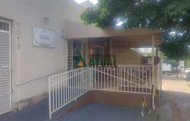 Imagem: O depósito possui 1 Vaga na garagem e 216m² de Área e está