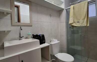 Imagem: O apartamento possui 2 Dormitórios, 2 Banheiros, 1 Vaga na