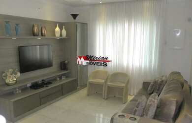 Imagem: A casa possui 1 Dormitório, 3 Banheiros, 2 Vagas na garagem