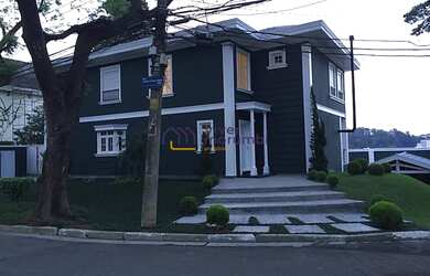 Imagem: A casa em condomínio possui 3 Dormitórios, 5 Banheiros, 3