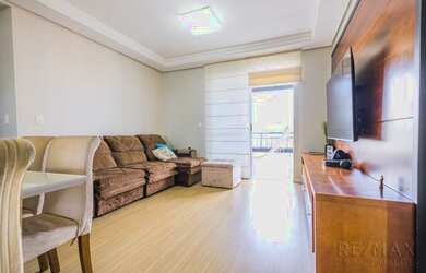 Imagem: O apartamento possui 4 Dormitórios, 2 Banheiros, 1 Vaga na