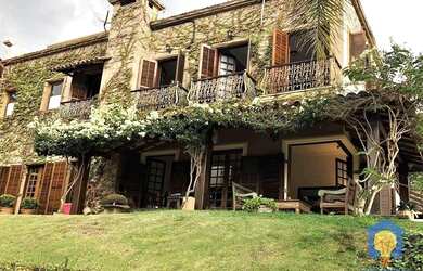 Imagem: A casa em condomínio possui 3 Dormitórios, 5 Banheiros, 5