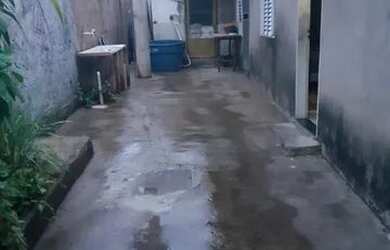 Imagem: A casa à venda possui 3 Dormitórios, 3 Banheiros, 2 Vagas