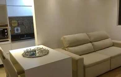 Imagem: O apartamento possui 2 Dormitórios, 1 Banheiro, 1 Vaga na garagem