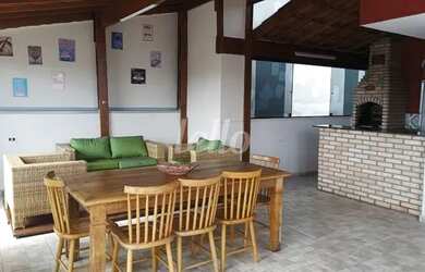 Imagem: O apartamento possui 2 Dormitórios, 2 Banheiros, 2 Vagas na