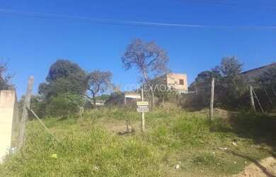 Imagem: O terreno possui 1.162m² de Área e está localizado em Recanto