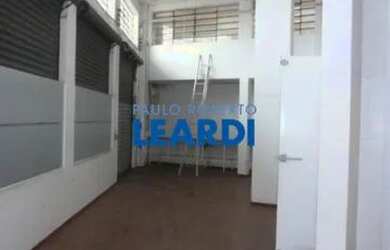 Imagem: O depósito possui 242m² de Área e está localizado em Alto