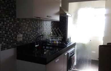 Imagem: O apartamento possui 2 Dormitórios, 2 Banheiros, 2 Vagas na