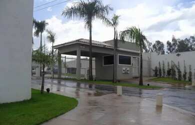 Imagem: A casa em condomínio possui 3 Dormitórios, 4 Banheiros, 2