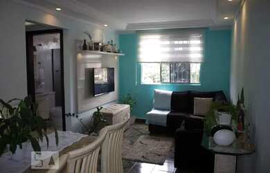 Imagem: O apartamento possui 2 Dormitórios, 1 Banheiro, 1 Vaga na garagem