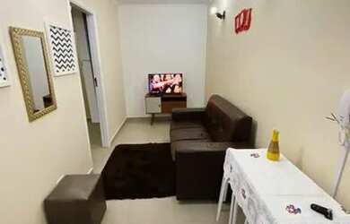 Imagem: O apartamento possui 1 Dormitório, 1 Banheiro, 1 Vaga na garagem