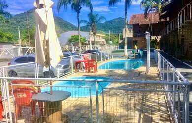 Imagem: A kitnet possui 1 Dormitório, 2 Banheiros, 1 Vaga na garagem