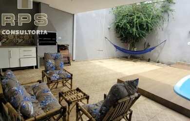 Imagem: A casa à venda possui 3 Dormitórios, 3 Banheiros, 3 Vagas