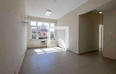 Imagem: O apartamento para alugar possui 2 Dormitórios, 1 Banheiro