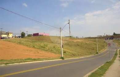 Imagem 3: Atibaia - Loteamento/Condomínio - Jardim das Cerejeiras