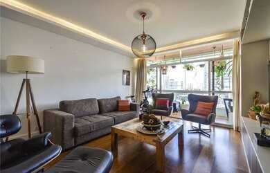 Imagem: O apartamento à venda possui 4 Dormitórios, 4 Banheiros, 2