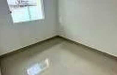 Imagem: A casa possui 3 Dormitórios, 3 Banheiros, 1 Vaga na garagem