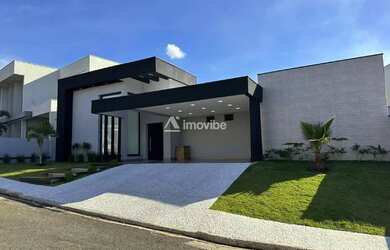 Imagem: A casa em condomínio possui 3 Dormitórios, 5 Banheiros, 4