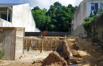 Imagem: O terreno possui 300m² de Área e está localizado em Laranjal