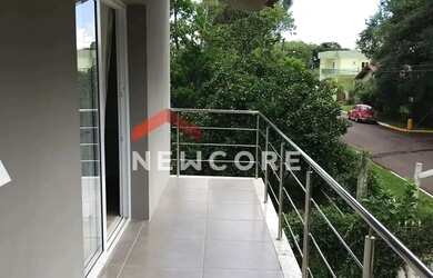 Imagem: A casa em condomínio possui 4 Dormitórios, 3 Banheiros, 3