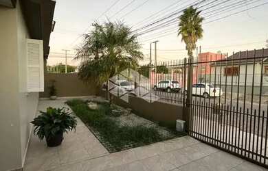 Imagem 10: Casa de 3 dormitórios com suíte no Bairro Tomazetti