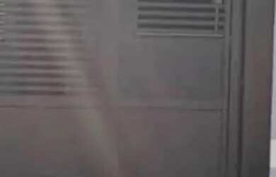 Imagem: A casa possui 2 Dormitórios, 1 Banheiro e está localizado