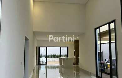 Imagem: A casa em condomínio possui 4 Dormitórios, 5 Banheiros, 4