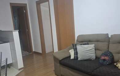 Imagem: O apartamento possui 2 Dormitórios, 1 Banheiro e 1 Vaga na