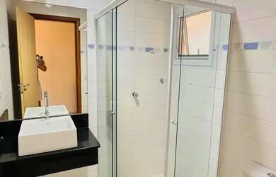 Imagem 11: Imóvel para aluguel e venda tem 200 metros quadrados com 4 quartos