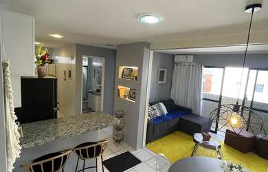 Imagem: O apartamento possui 1 Dormitório, 1 Banheiro, 1 Vaga na garagem