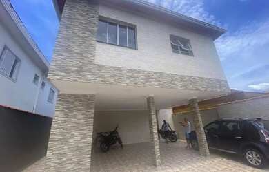 Imagem: A casa possui 2 Dormitórios, 1 Banheiro, 1 Vaga na garagem