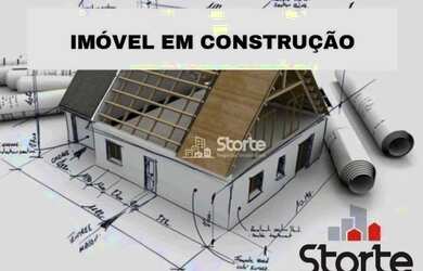 Imagem: A casa possui 3 Dormitórios, 4 Banheiros, 3 Vagas na garagem