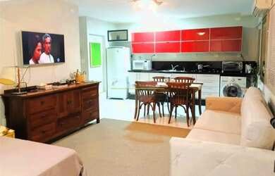 Imagem: O apartamento possui 1 Dormitório, 1 Banheiro, 1 Vaga na garagem