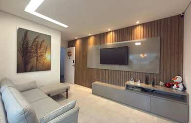 Imagem: O apartamento possui 3 Dormitórios, 2 Banheiros, 2 Vagas na