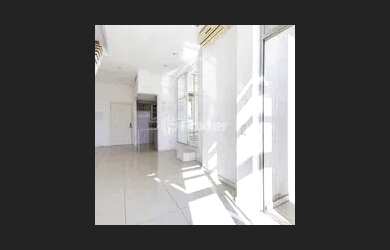 Imagem: O apartamento na cobertura possui 1 Dormitório, 2 Banheiros