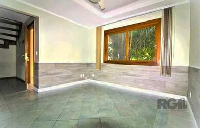 Imagem: A casa em condomínio possui 3 Dormitórios, 3 Banheiros, 4