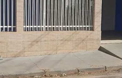 Imagem: A casa possui 3 Dormitórios e 3 Banheiros e está localizado