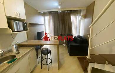 Imagem: O studio possui 1 Dormitório, 1 Banheiro, 1 Vaga na garagem