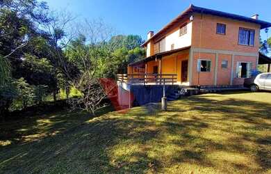 Imagem: A fazenda possui 250m² de Área e está localizado em Tijucas