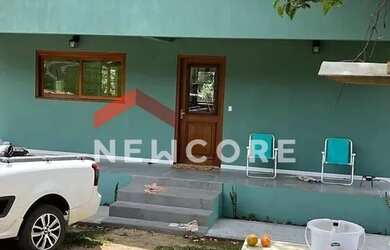 Imagem: O terreno possui 220m² de Área, Imóvel mobiliado e está