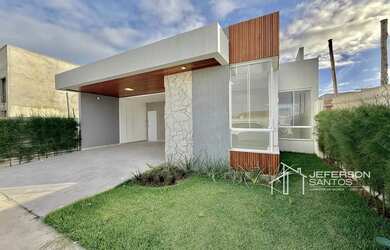 Imagem: A casa em condomínio possui 3 Dormitórios, 3 Banheiros, 2