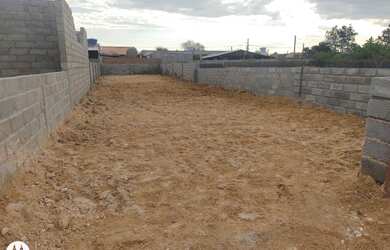 Imagem: O terreno possui 30m² de Área e está localizado em Laranjal