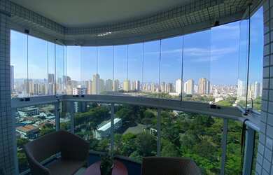 Imagem: O apartamento possui 4 Dormitórios, 5 Banheiros, 5 Vagas na