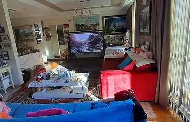 Imagem: O apartamento possui 3 Dormitórios, 3 Banheiros, 2 Vagas na