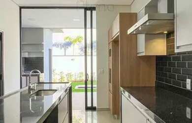 Imagem 7: Venda Casa com 230,00 metroQuadrado, 3 dormitório s , 2 vaga s . Swiss...