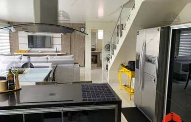 Imagem: O apartamento possui 3 Dormitórios, 2 Banheiros, 2 Vagas na